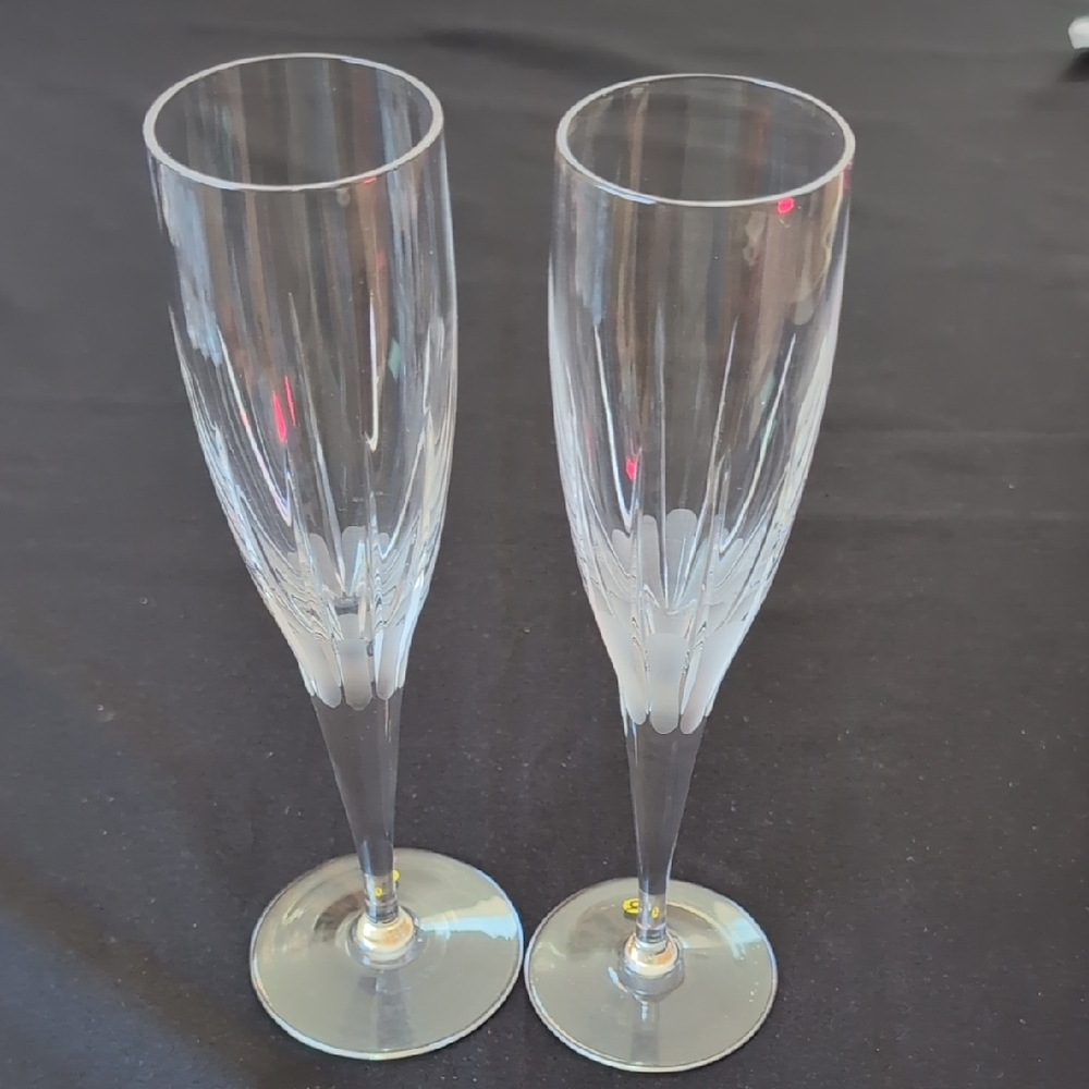 Elegant Crystal Champagne Flutes